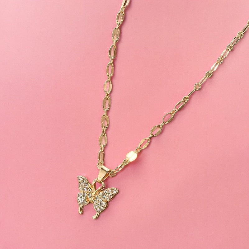Collar con mariposa